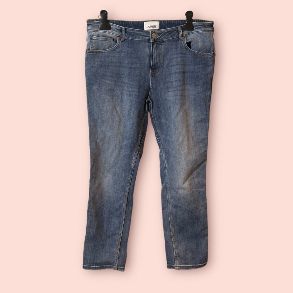 Women's Duer Jeans - Girlfriend - Vintage Light Stone - Size 33 x 30